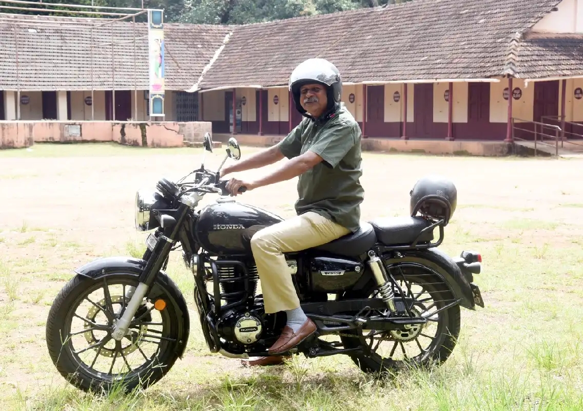 Former Journalist Embarks on Statewide Ride for “Dreams on Wheels” Project - News Karnataka