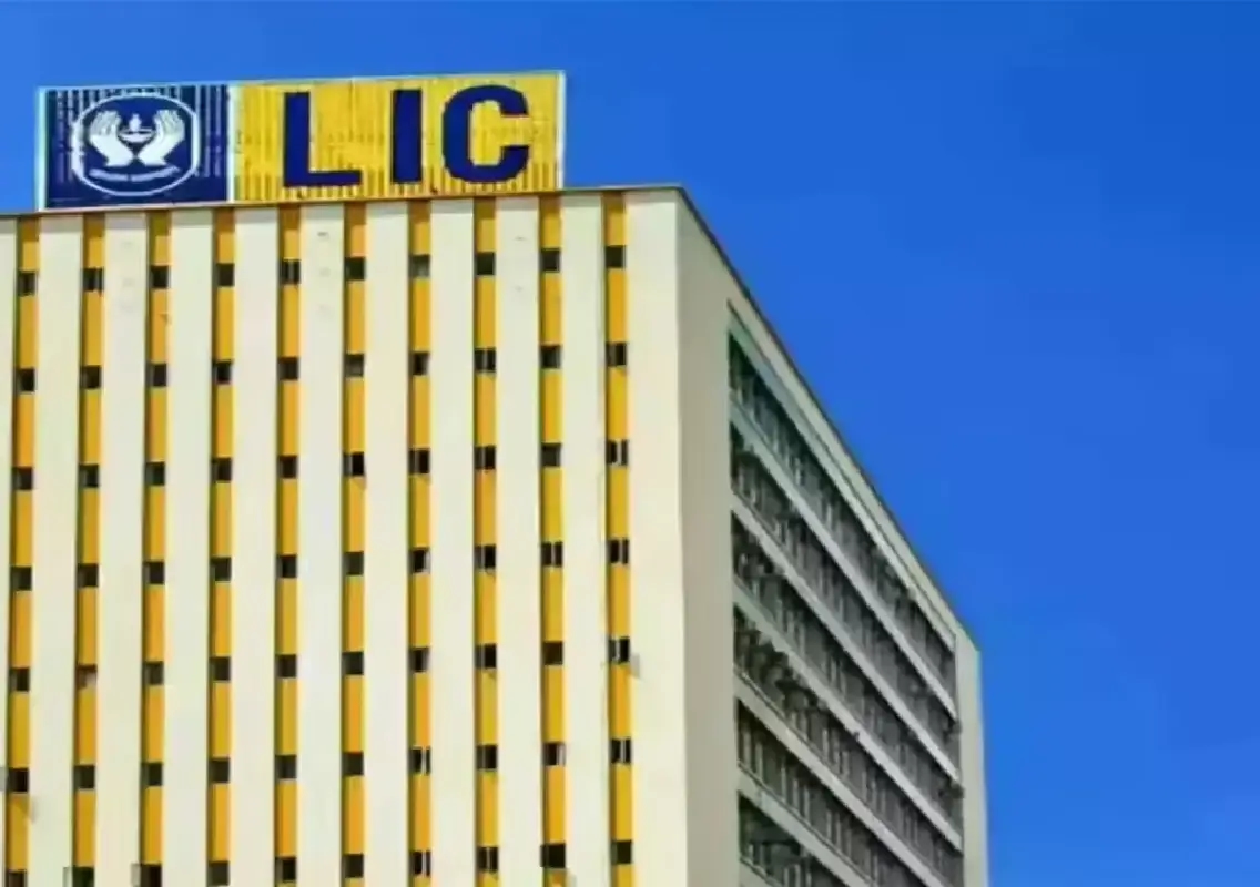 Govt, Niti Aayog deny role in LIC investment calls; exposure to Adani far lower than other groups - News Karnataka