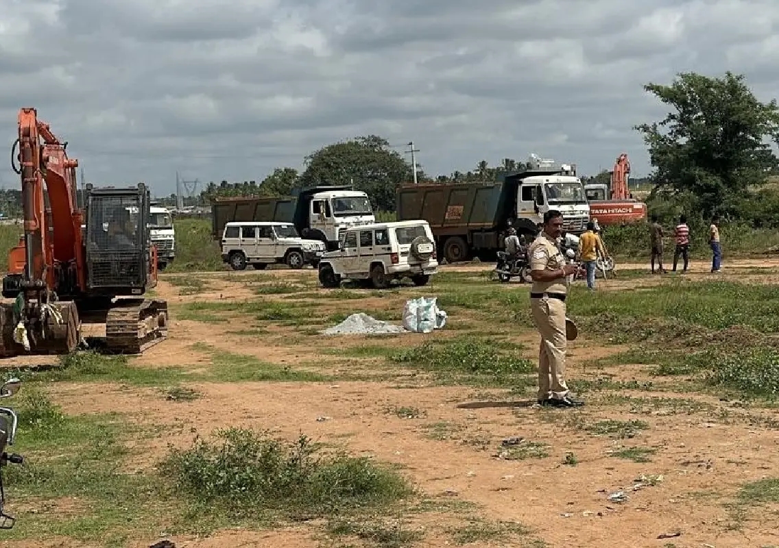 Karnataka flags 1.5 lakh encroached land parcels through digital app - News Karnataka