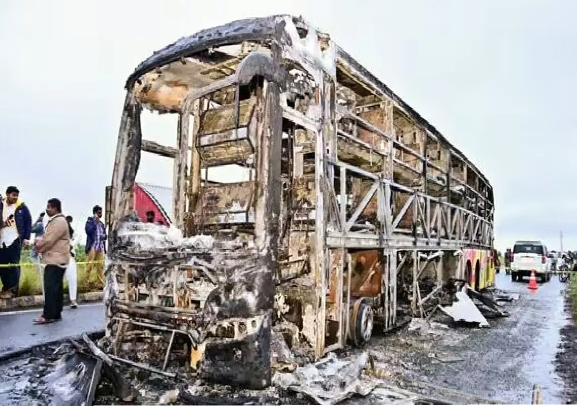 Kurnool bus fire: 400 smartphones may have intensified deadly blaze - News Karnataka
