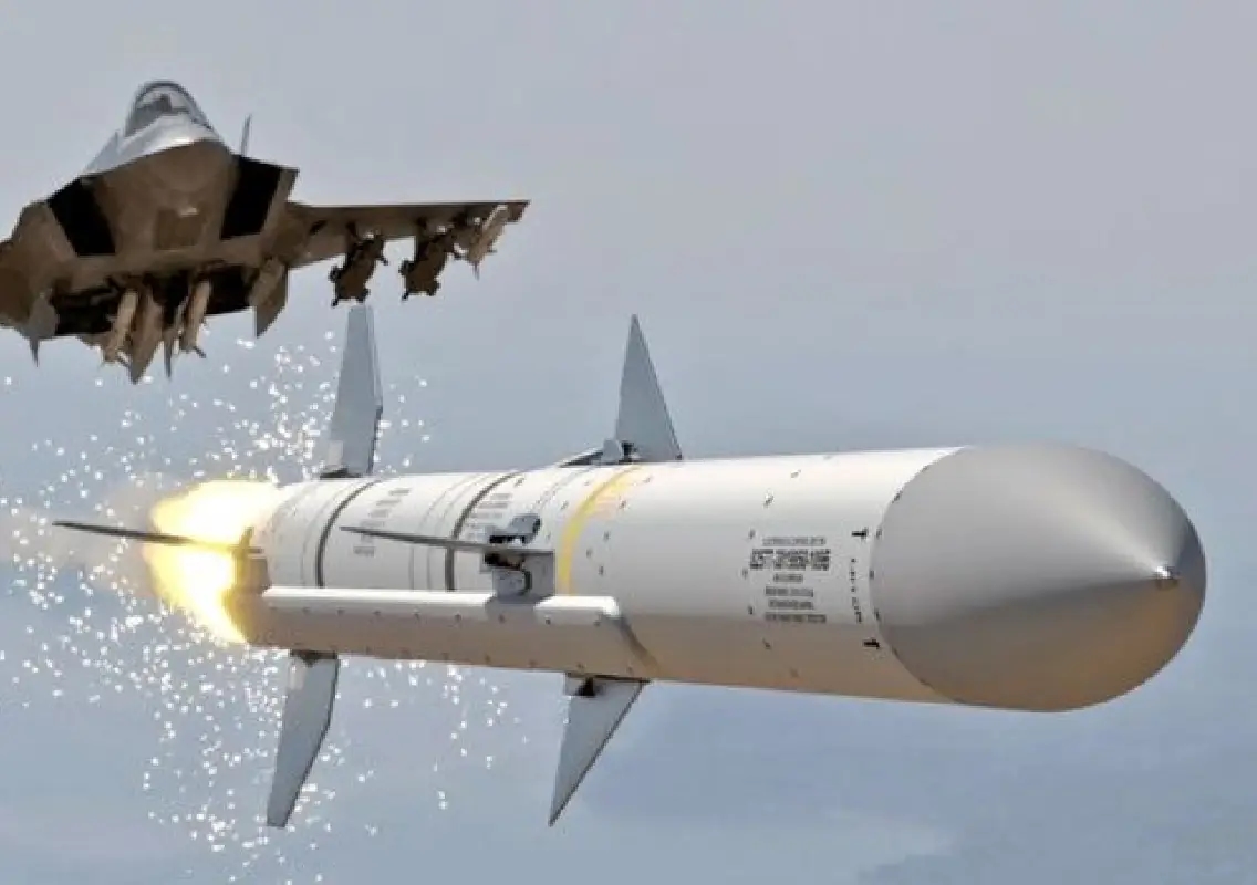 Pakistan to receive US AIM-120 AMRAAM missiles amid defence cooperation - News Karnataka