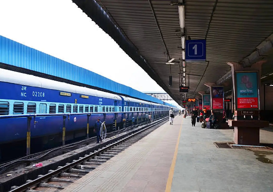 Southern Railway GM directs provision for more tracks at Mangaluru Central - News Karnataka