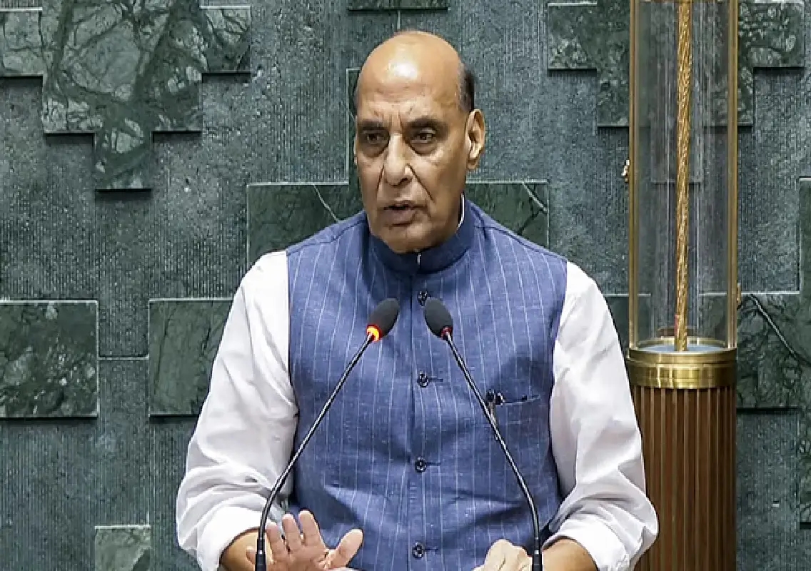 Rajnath Singh warns Pakistan of decisive response over Sir Creek build-up - News Karnataka