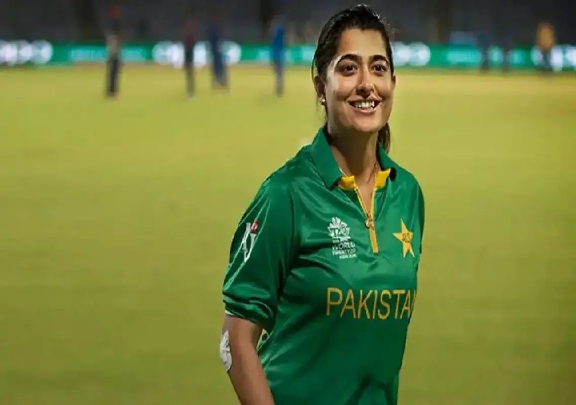 Sana Mir controversy: Fans demand ICC action after viral commentary remark - News Karnataka
