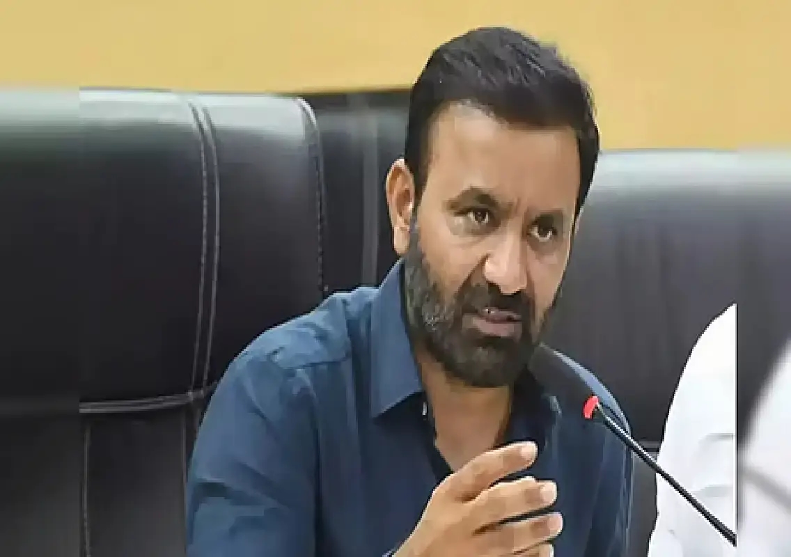 Santosh Lad respects Sudha Murty’s choice to skip Karnataka caste survey - News Karnataka