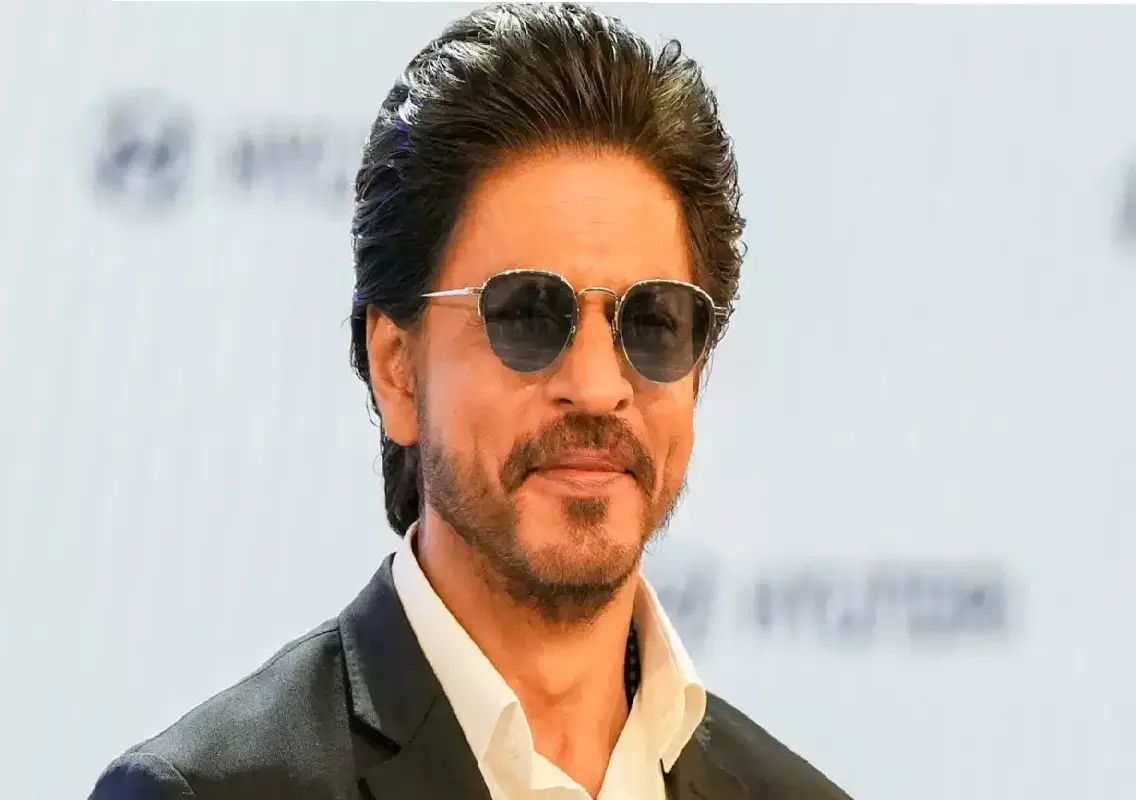 Shah Rukh Khan becomes Bollywood’s first billionaire on Hurun India Rich List 2025 - News Karnataka