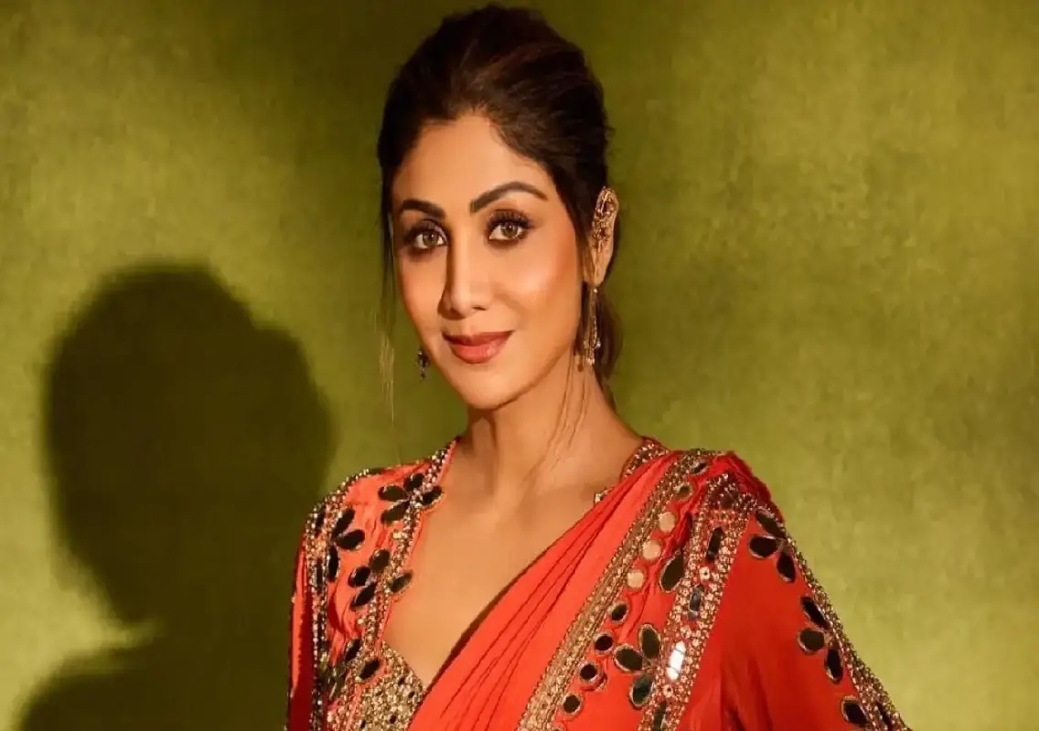 Shilpa Shetty cancels foreign trip after Bombay HC denies LOC suspension - News Karnataka