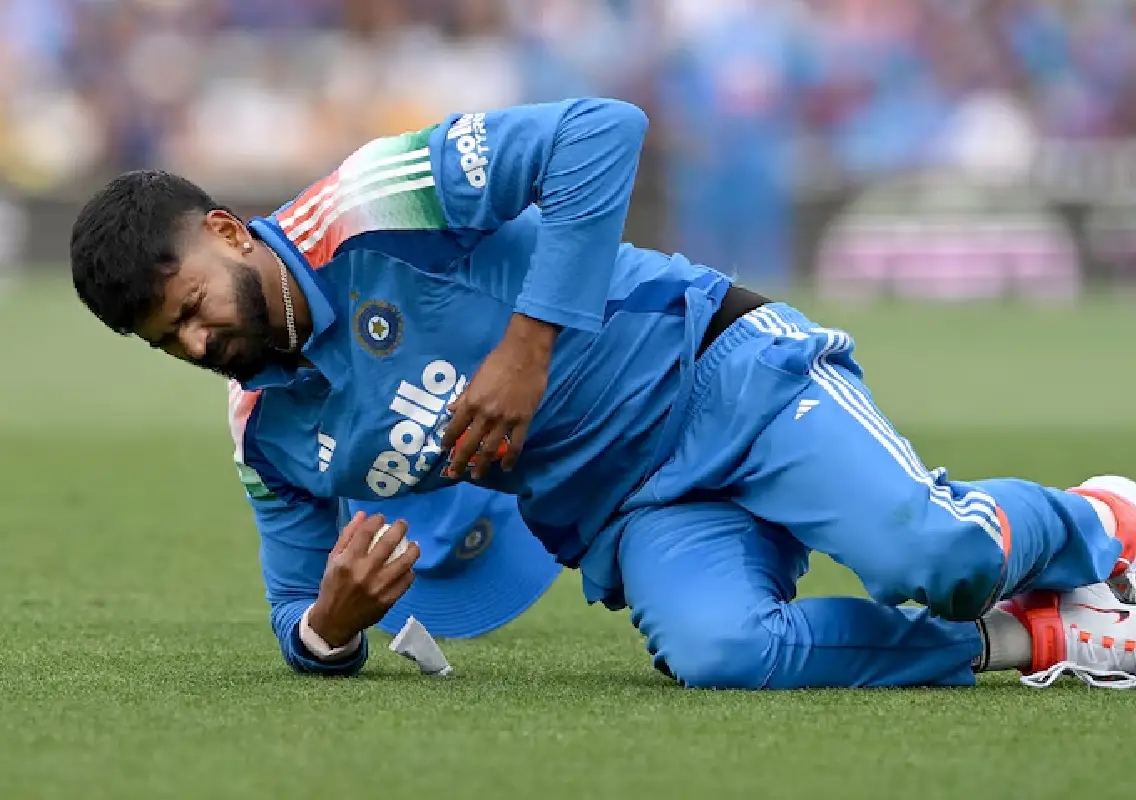 Shreyas Iyer stable after life-threatening spleen injury in Sydney ODI - News Karnataka