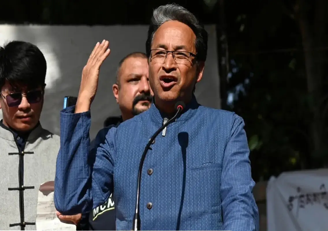 Leh admin tells SC Wangchuk posed threat to national security - News Karnataka