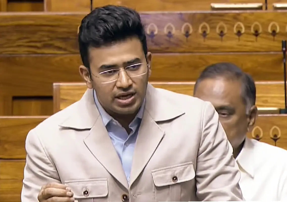 Tejasvi Surya alleges discrepancies in Namma Metro fare hike report - News Karnataka