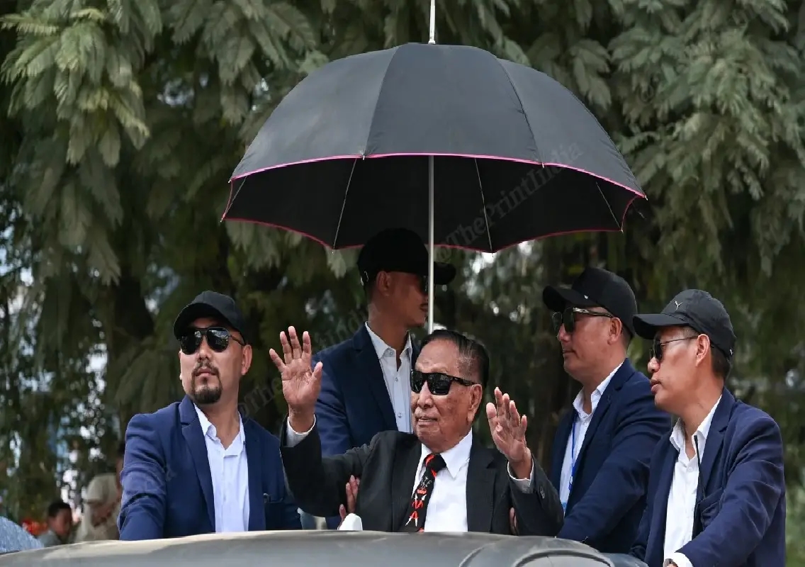 Thousands welcome NSCN (IM) chief Thuingaleng Muivah in Senapati - News Karnataka