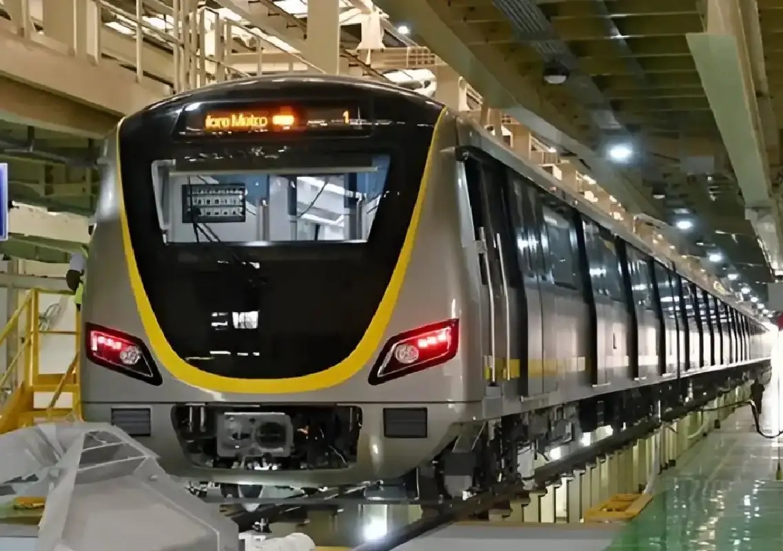 Technical glitch disrupts Yellow Line metro services in Bengaluru - News Karnataka