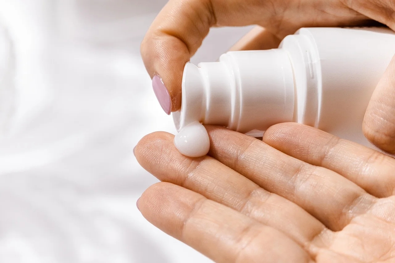 How to Keep Your Skin Moisturized from Head to Toe - News Karnataka