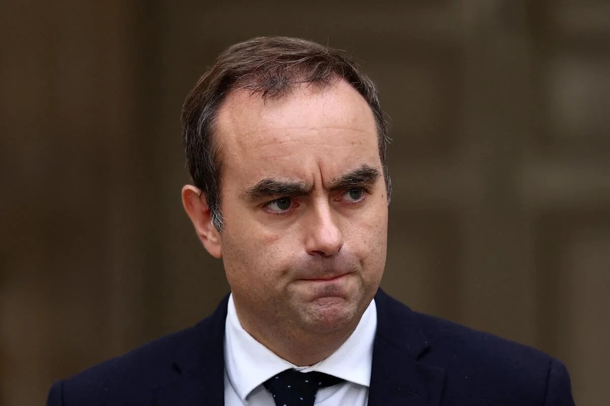 French PM Sebastien Lecornu Resigns Weeks After Appointment - News Karnataka