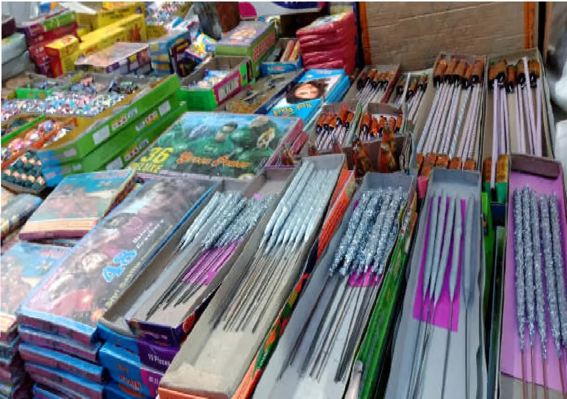 Rain dampens Diwali spirit as firecracker sales drop sharply in coastal Karnataka - News Karnataka