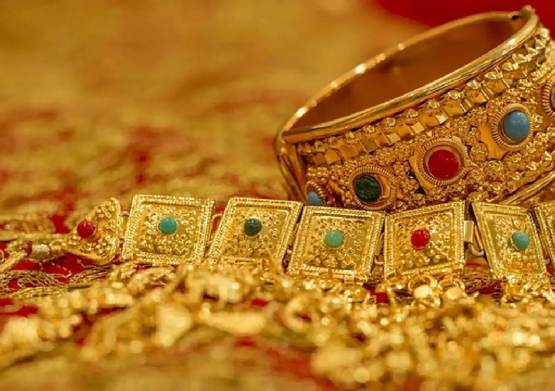 Gold prices hit record high at $4,379.93/oz amid US credit jitters - News Karnataka