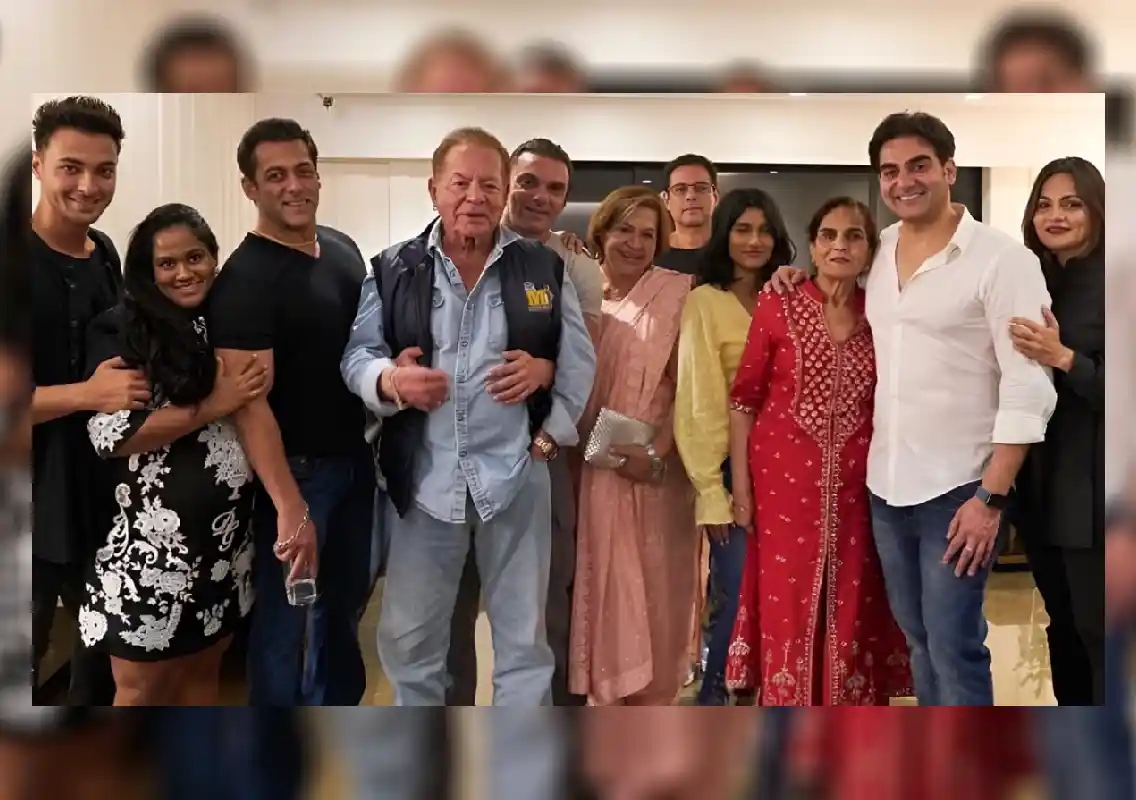 61 years of love: Salman Khan’s parents mark the milestone with fam in style - News Karnataka