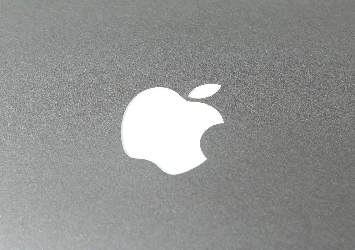 Apple rolls out emergency iOS 26.1 and iPadOS 26.1 updates to fix - News Karnataka
