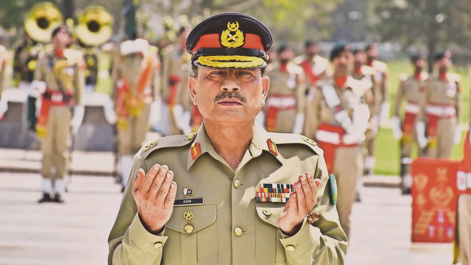 Pakistan parliament grants lifetime immunity, expanded powers to Asim Munir - News Karnataka