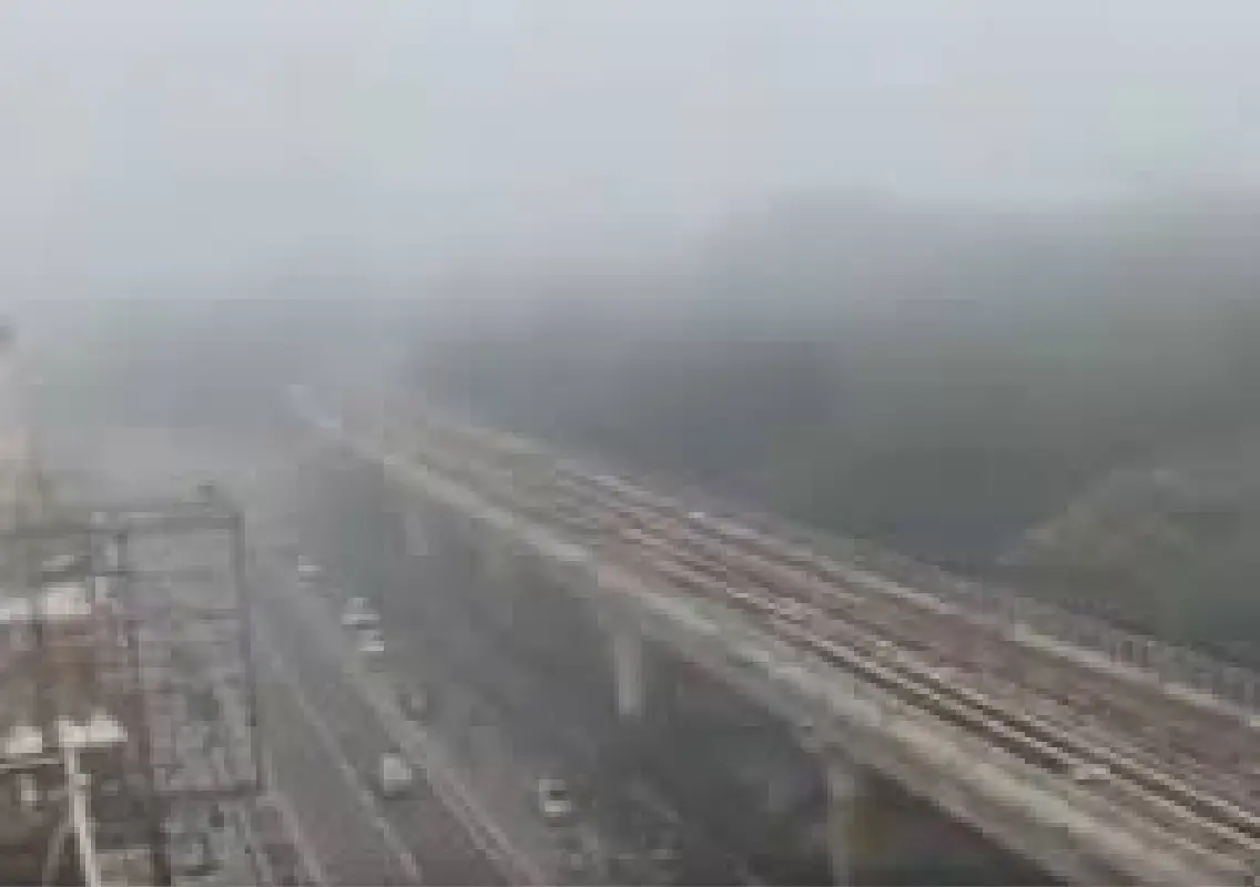 Bengaluru set to see foggy mornings and light rain as temperatures dip - News Karnataka