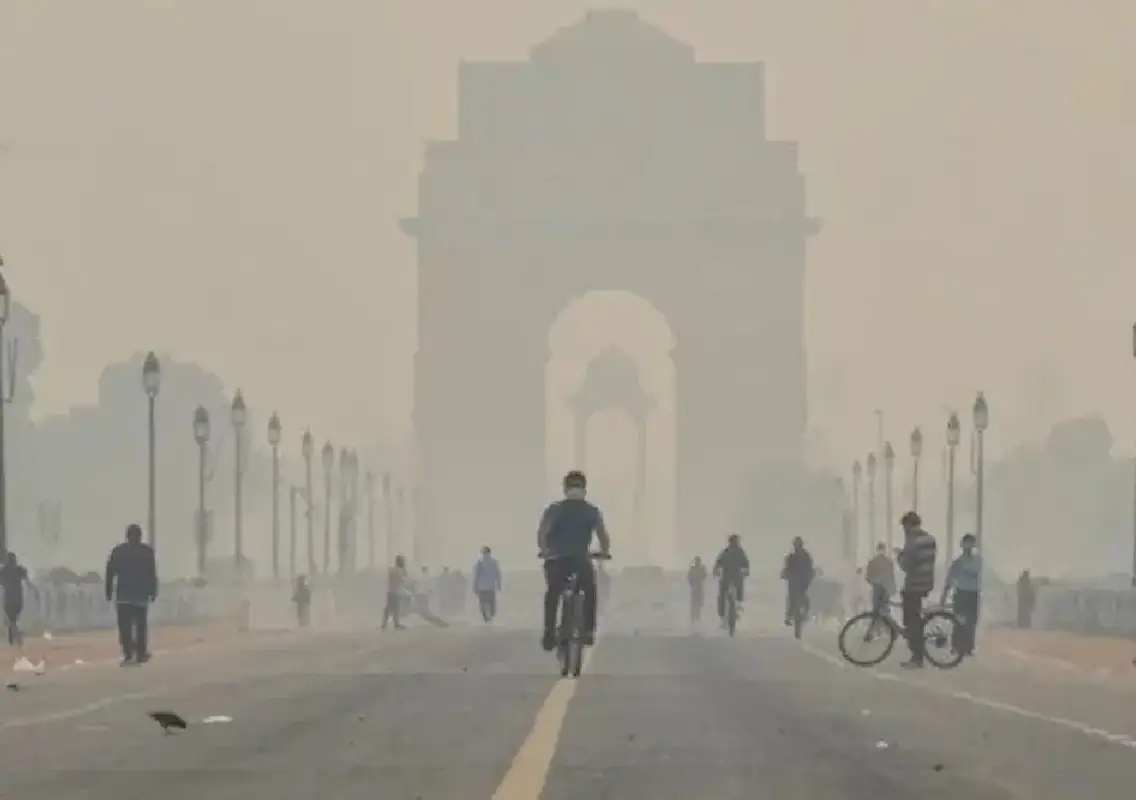 Delhi’s air quality nears ‘severe’ mark as pollution persists for fourth day - News Karnataka