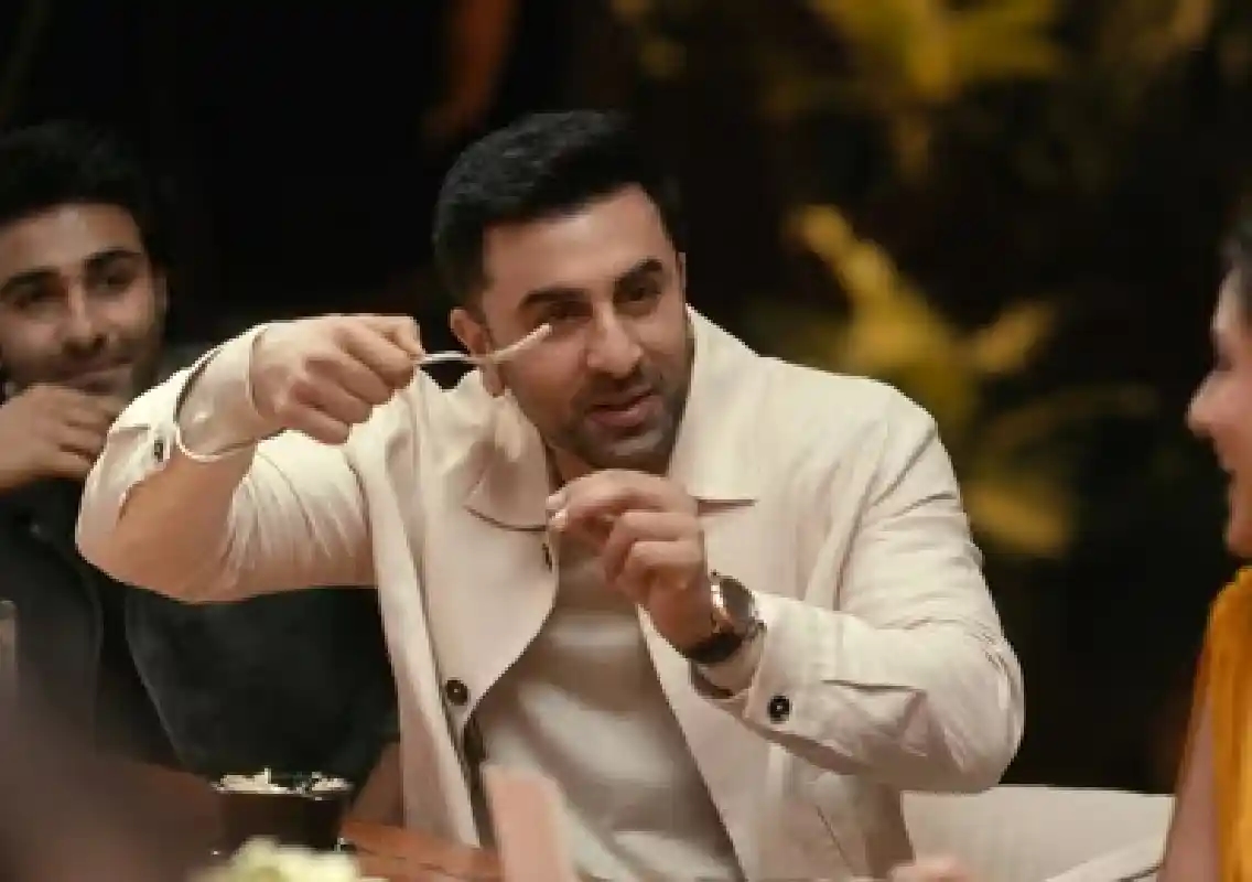 Ranbir’s oops moment: Gets Navya’s relation wrong on family show - News Karnataka