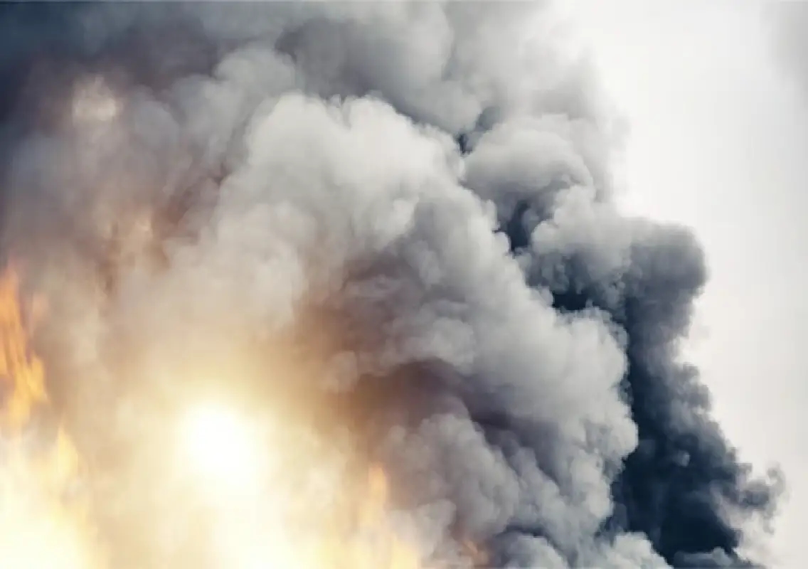 Fire erupts in Kurla west, Mumbai building after gas pipeline leak; no injuries reported - News Karnataka