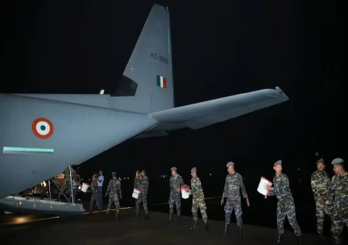 India rushes relief to Sri Lanka as cyclone-triggered floods worsen - News Karnataka