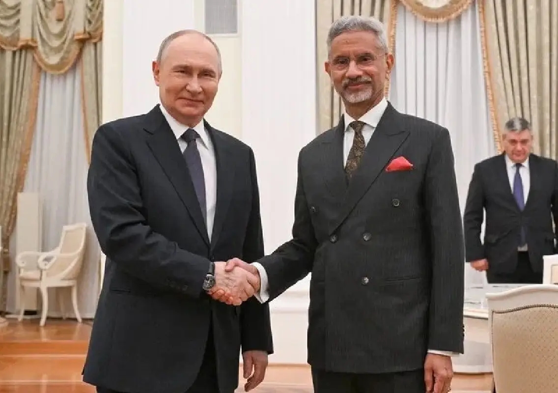 Jaishankar meets Putin in Moscow, reviews preparations for India-Russia summit - News Karnataka