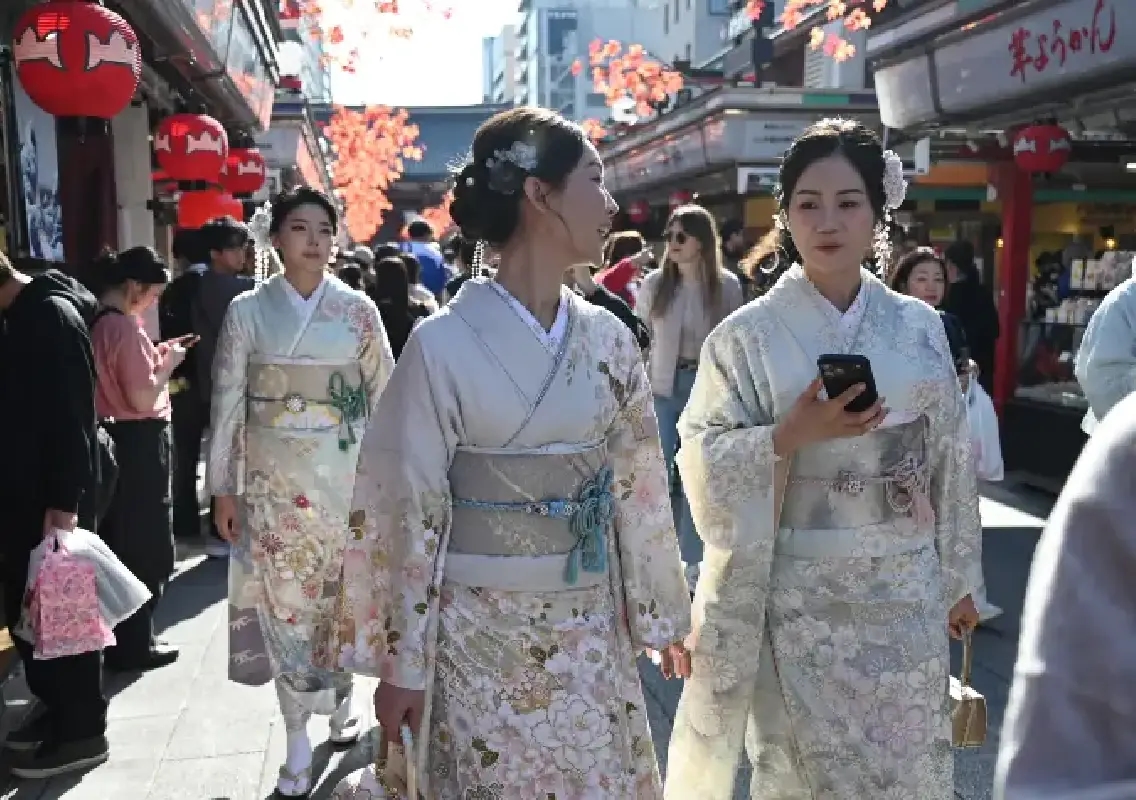 Japan–China tensions escalate after travel warning hits tourism stocks - News Karnataka