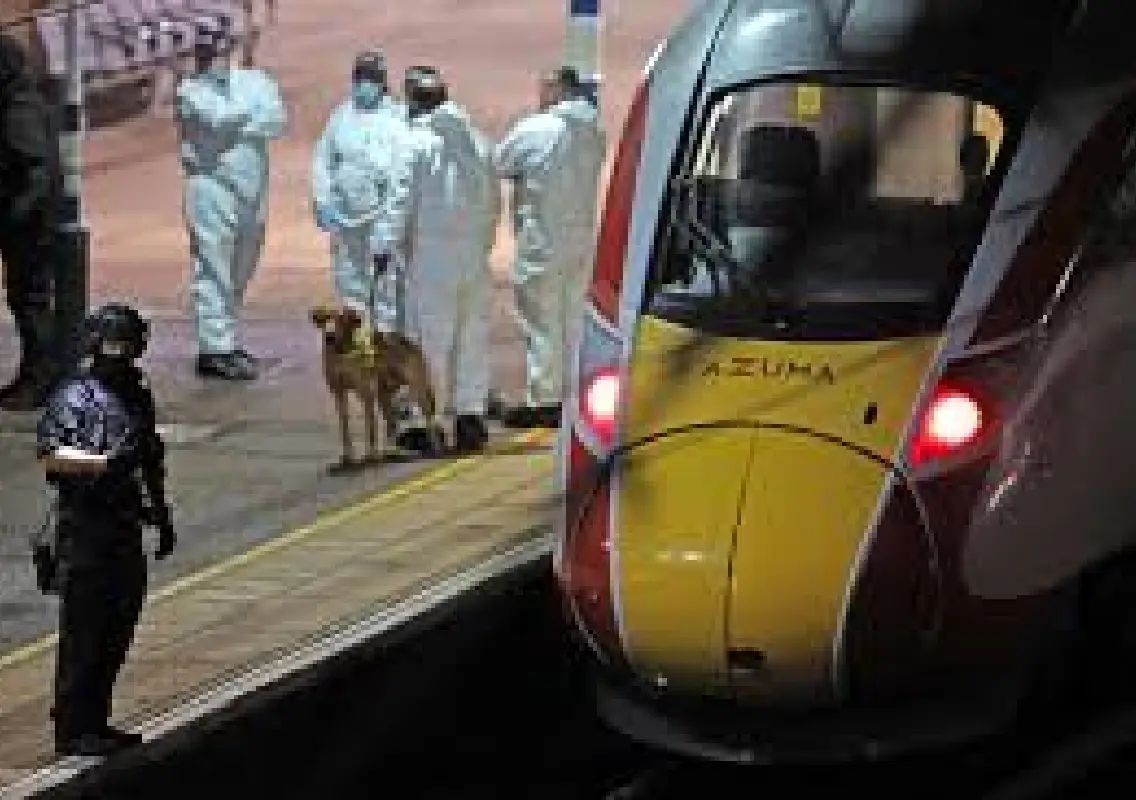 LNER staff hailed as hero after knife attack on Doncaster - News Karnataka