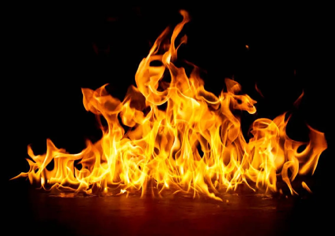 Mumbai youth set on fire by friends during birthday ‘celebration’: WATCH - News Karnataka