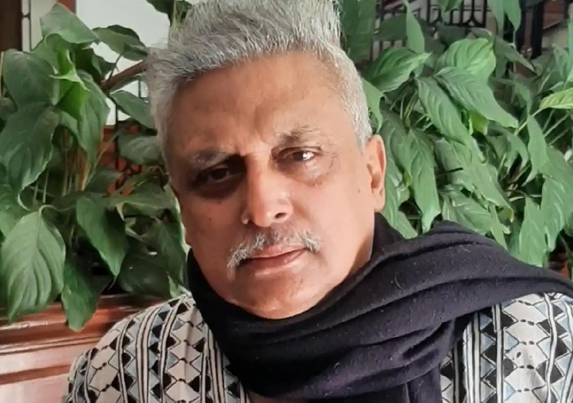 Bollywood vs. South: Piyush Mishra Says Hindi Actors Are Arrogant, South Stars Are Humble - News Karnataka