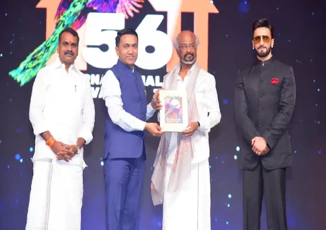 Rajinikanth captivates IFFI 2025 red carpet, honoured for 50 years in cinema - News Karnataka