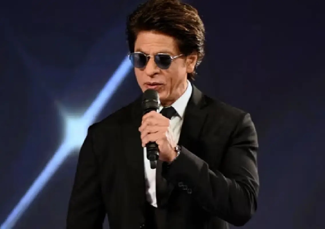 Shah Rukh Khan at 60: The superstar who once spoke of loneliness behind the fame - News Karnataka