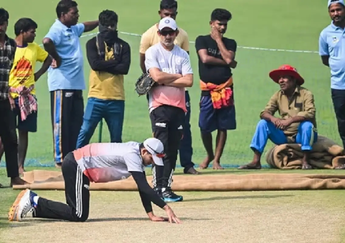 Shubman Gill, Gautam Gambhir inspect dry Eden Gardens pitch ahead of South Africa Test - News Karnataka