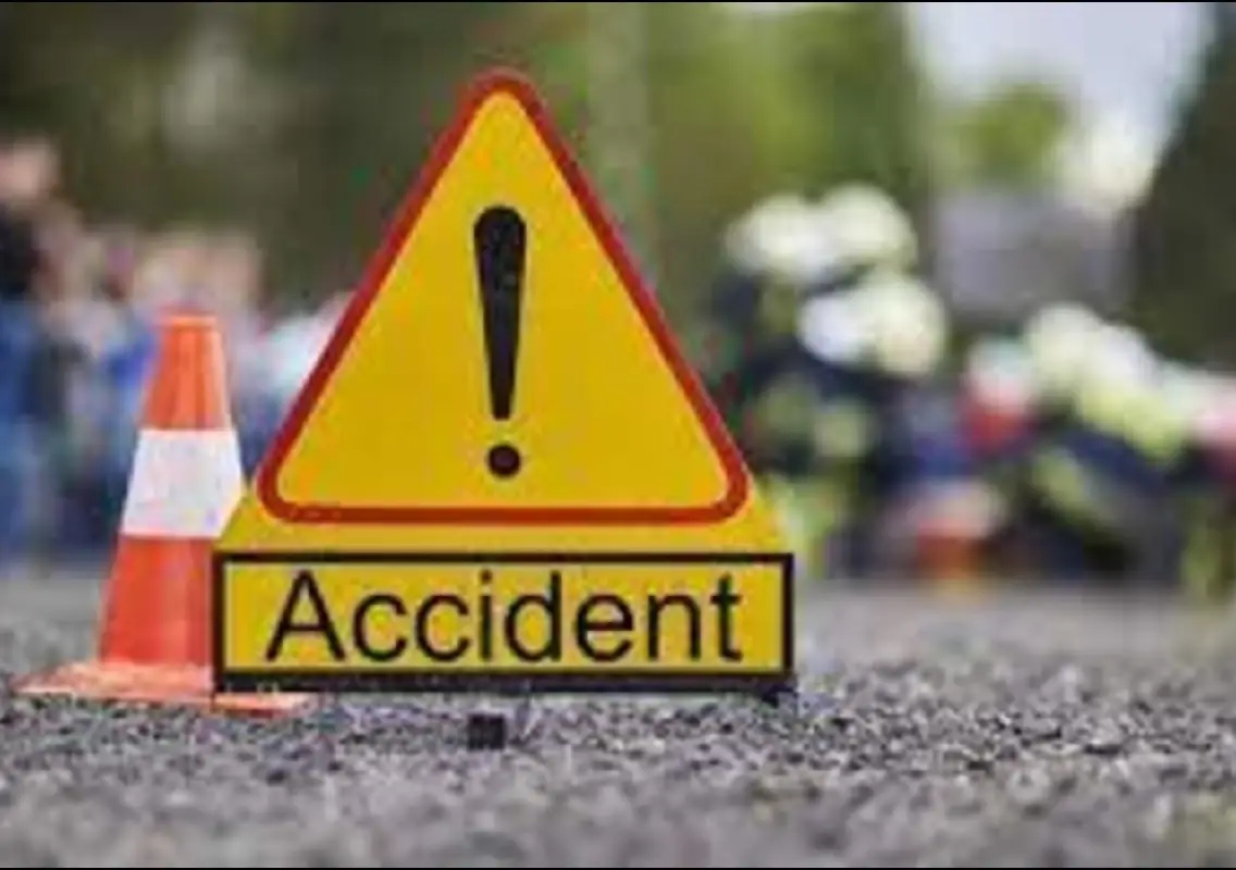 Three killed, six injured as family’s car crashes into traffic circle in Bantwal - News Karnataka