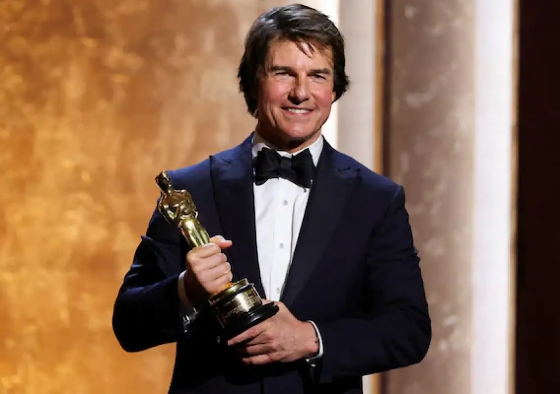 Tom Cruise honoured with an Oscar Award for lifetime achievement:WATCH - News Karnataka