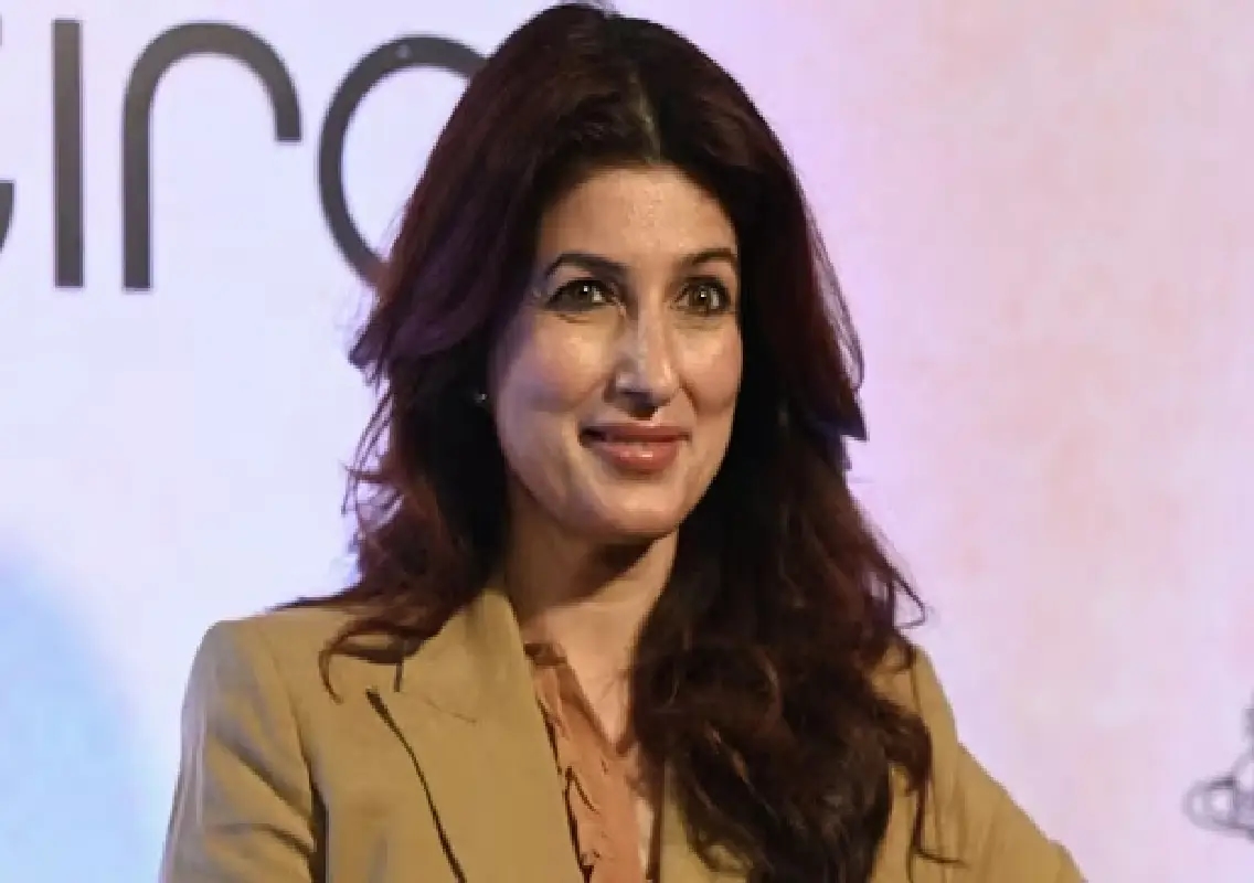 Twinkle Khanna says older people hide affairs better: “Lots of practice” - News Karnataka