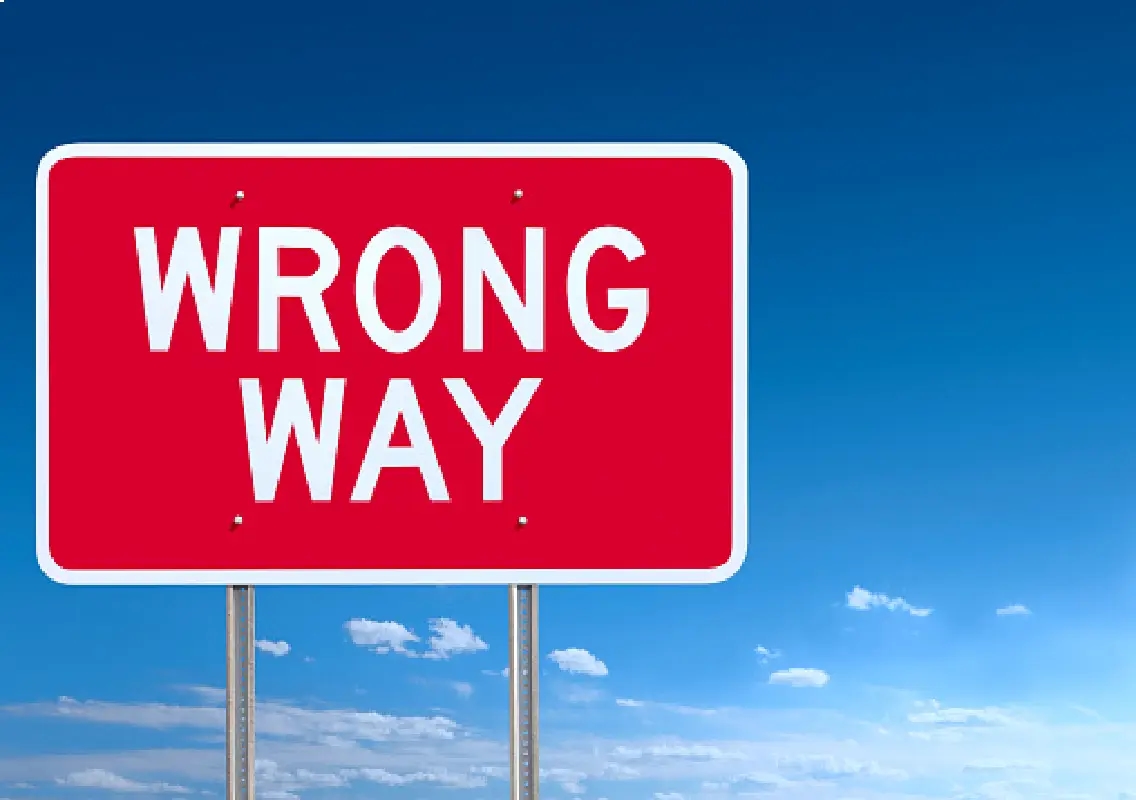 Wrong-way driving triggers 1 km jam in Bengaluru: Viral video WATCH - News Karnataka