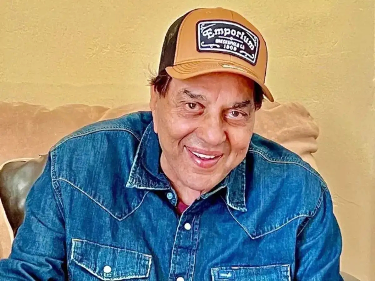 Veteran actor Dharmendra passes away at 89 in Mumbai - News Karnataka