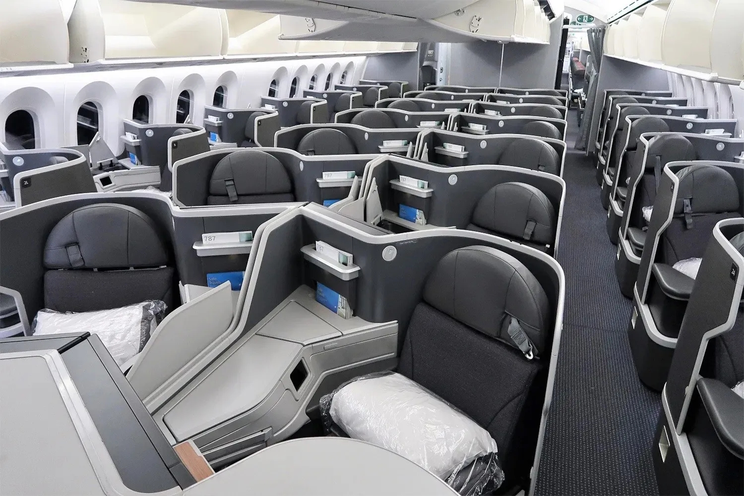 American Airlines adds mattress pads across all long-haul flights - News Karnataka