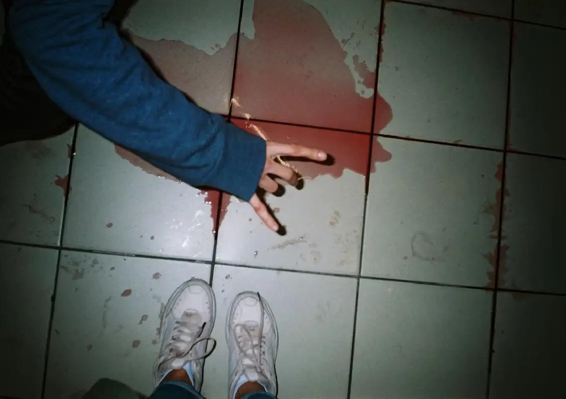 Mother–son suicide shocks neighbourhood; third family tragedy in same home - News Karnataka