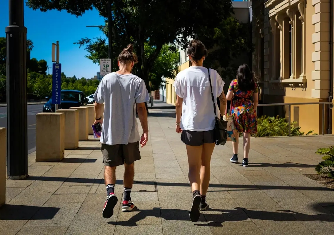 Meta Begins Removing Under-16 Users in Australia Ahead of World-First Social Media Ban - News Karnataka