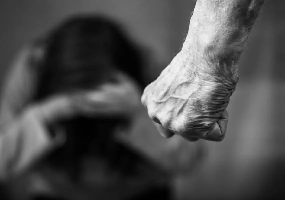 Bengaluru Woman beaten, dragged after refusing Instagram proposal - News Karnataka