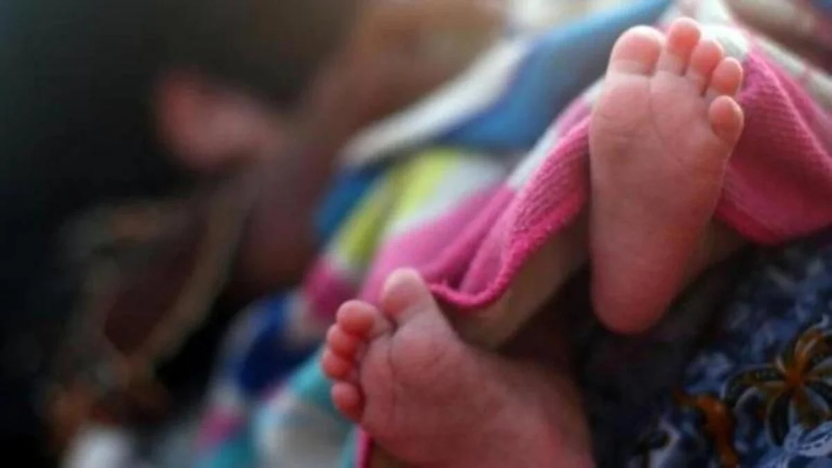 Child sale racket busted in Vijayawada, 10 arrested - News Karnataka