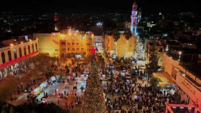 Christmas celebrations return to Bethlehem after two-year pause - News Karnataka