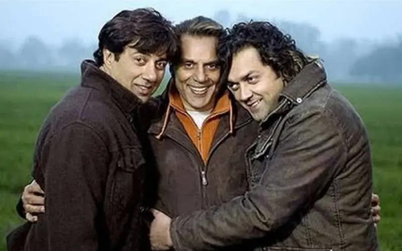 Dharmendra’s “innocent son” post on Bobby Deol resurfaces - News Karnataka