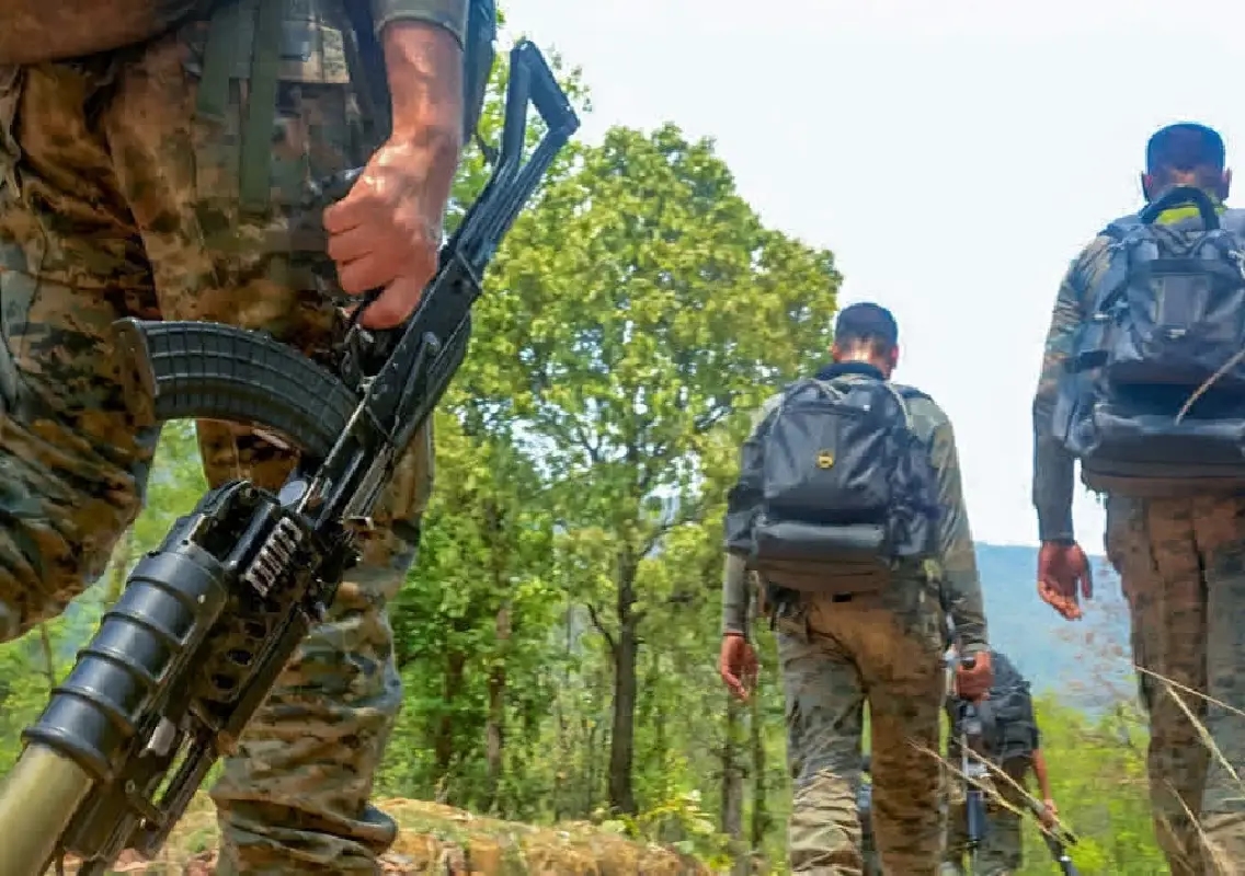 Encounter breaks out between security forces and Naxalites in Bijapur - News Karnataka