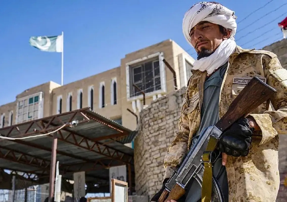 Fresh border clashes erupt between Pakistan and Afghanistan’s Taliban despite ceasefire - News Karnataka